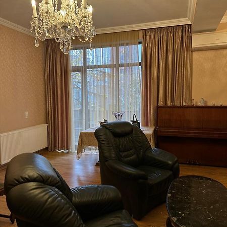 Sun Apartment Tbilisi ภายนอก รูปภาพ