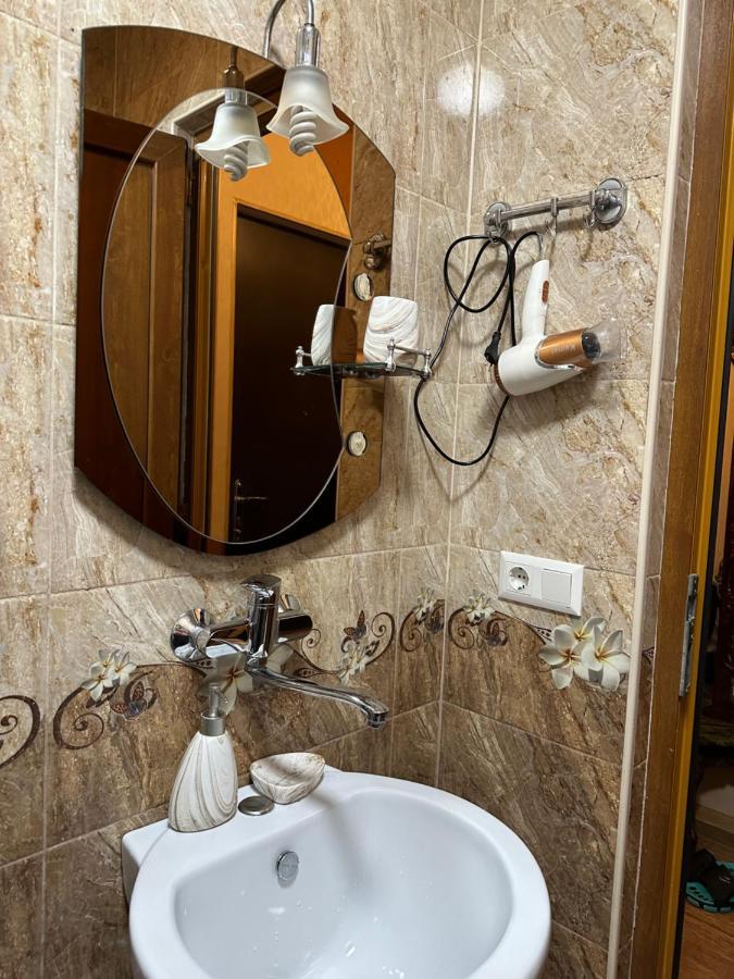 Sun Apartment Tbilisi ภายนอก รูปภาพ